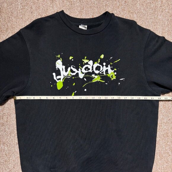 Vintage 2000's Nike Just Do It Paint Splatter Black Crew Neck Sweatshirt L-XL - Picture 4 of 9